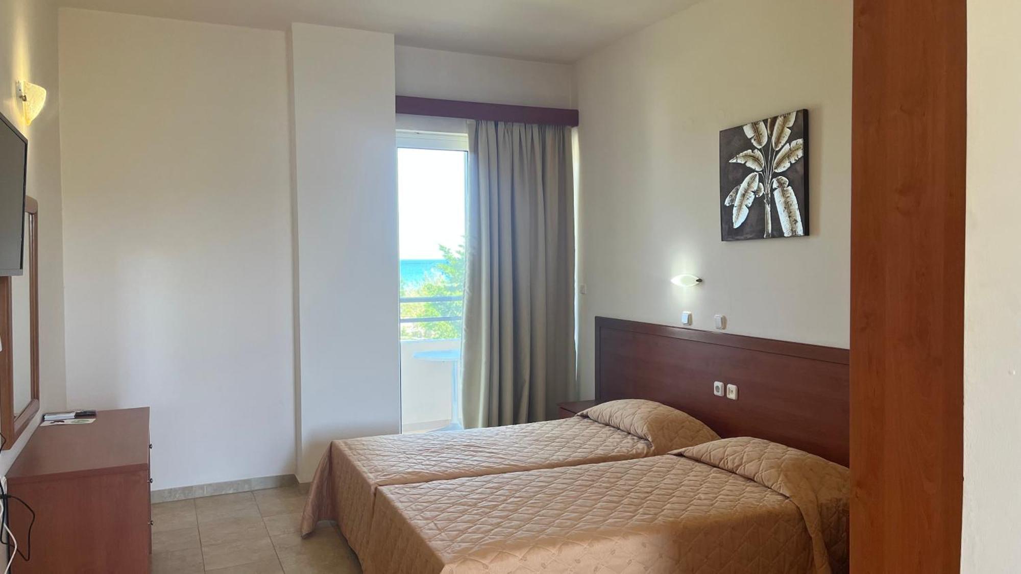 Al Mare Apartments อาฟานโท ภายนอก รูปภาพ