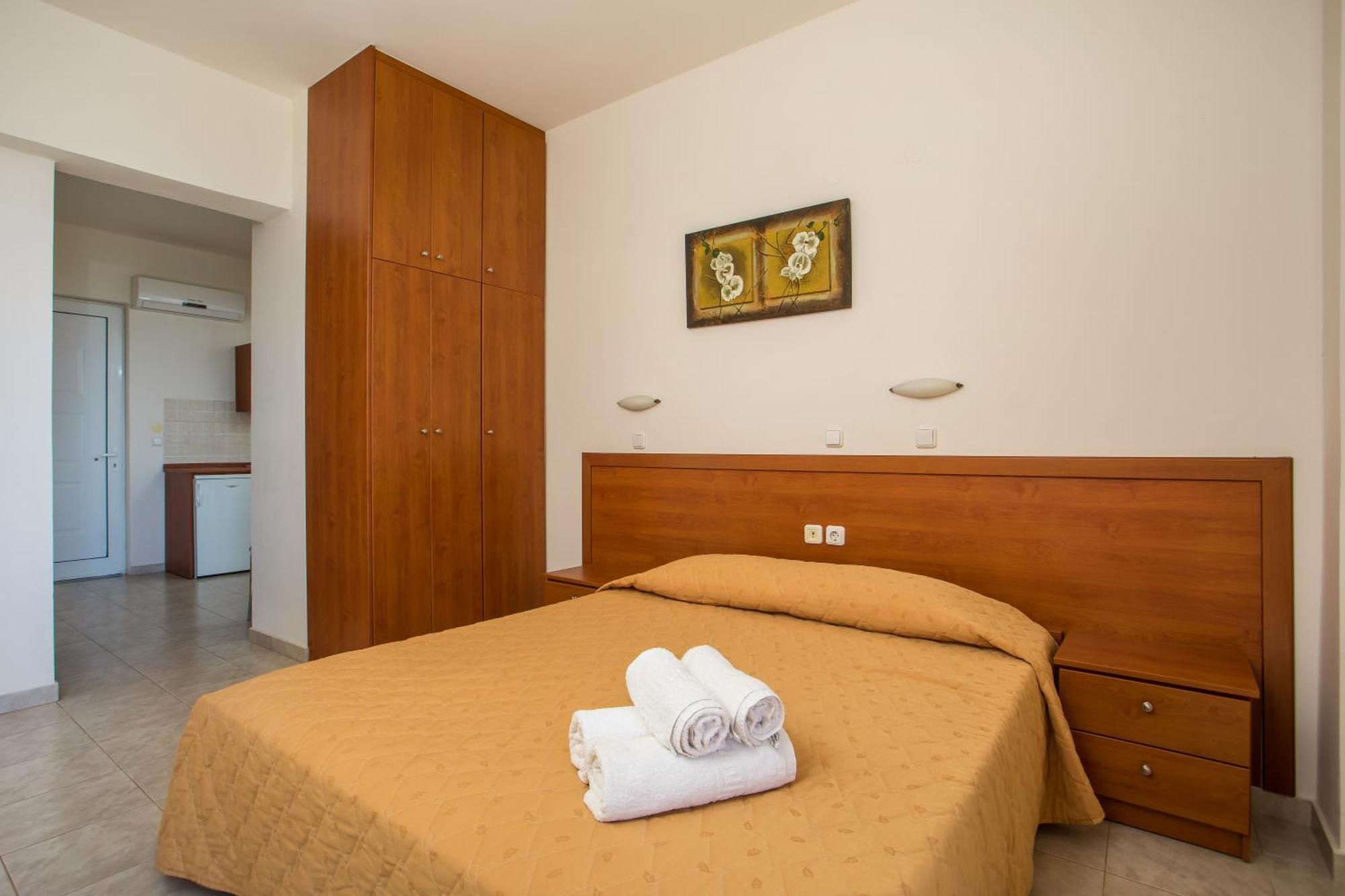 Al Mare Apartments อาฟานโท ภายนอก รูปภาพ