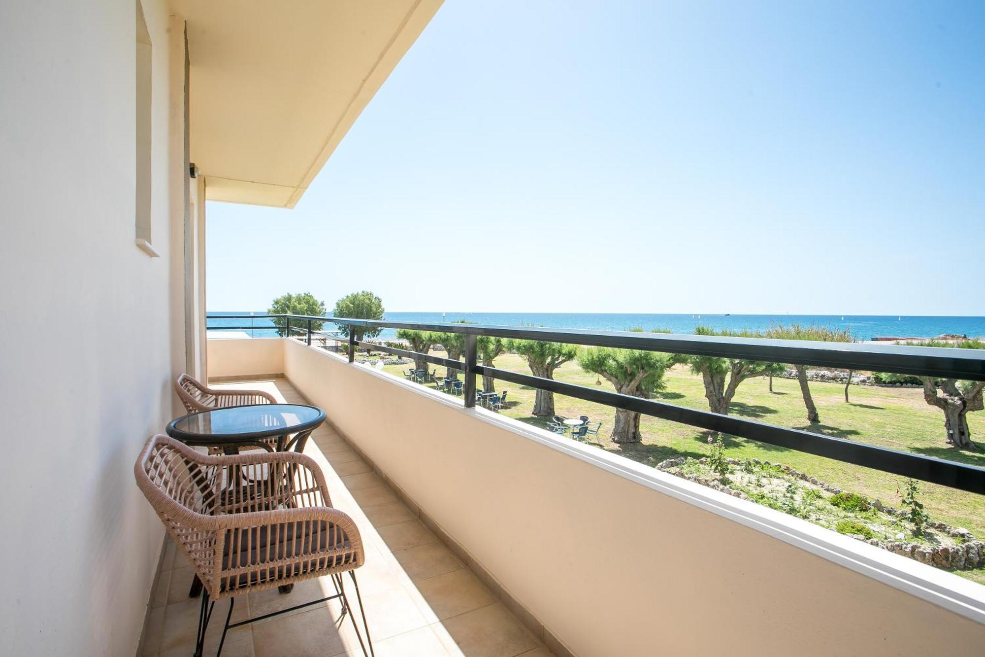 Al Mare Apartments อาฟานโท ภายนอก รูปภาพ