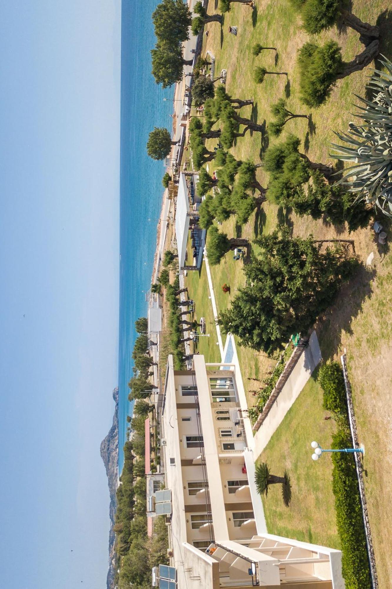Al Mare Apartments อาฟานโท ภายนอก รูปภาพ